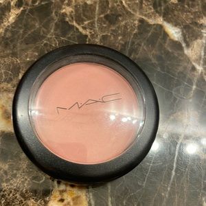 MAC powder blush - color mocha